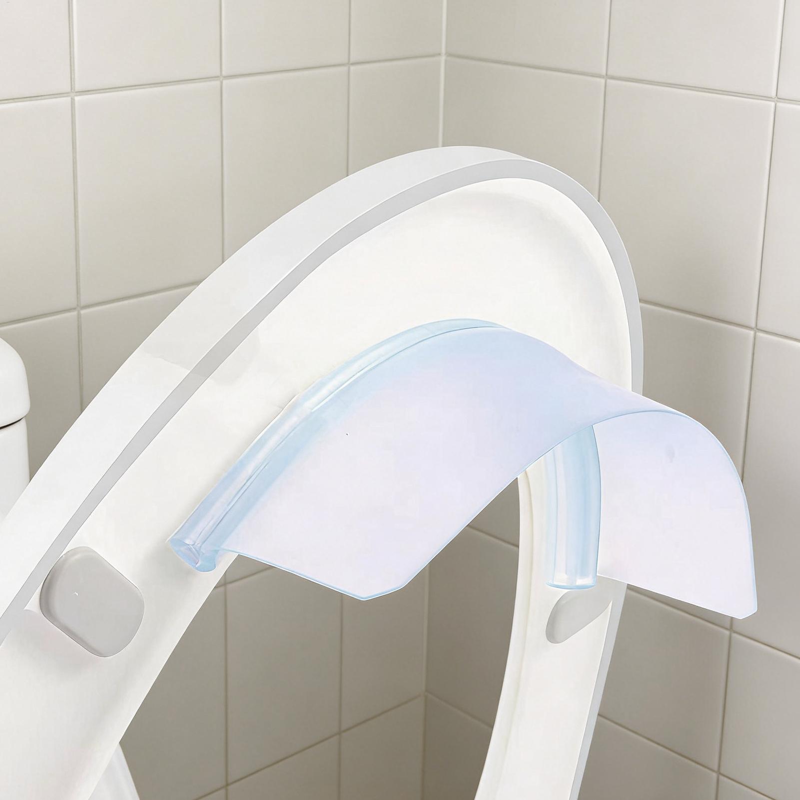 Home Bathroom With Two Toilets - Защита от брызг мочи для унитаза